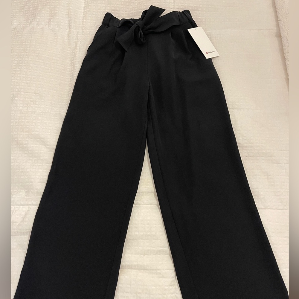Lululemon Noir Pant